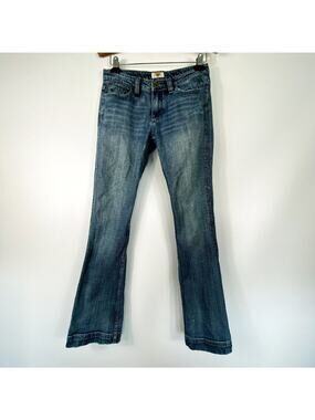 Antik Denim Blue Style Jeans in Medium-Dark Wash